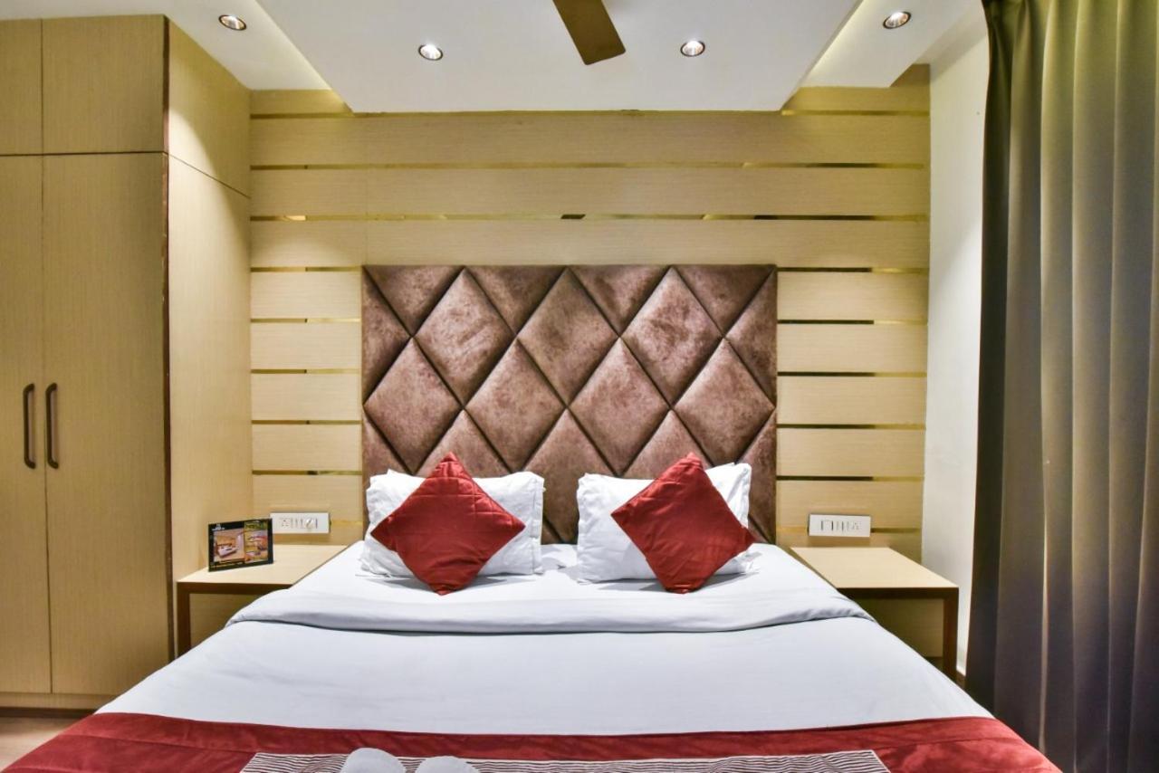 Hotel Highland อัมริตสา ภายนอก รูปภาพ