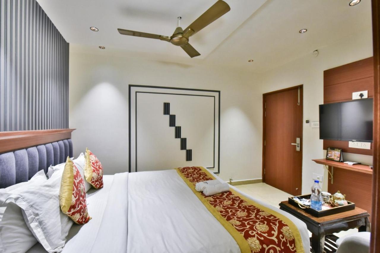 Hotel Highland อัมริตสา ภายนอก รูปภาพ