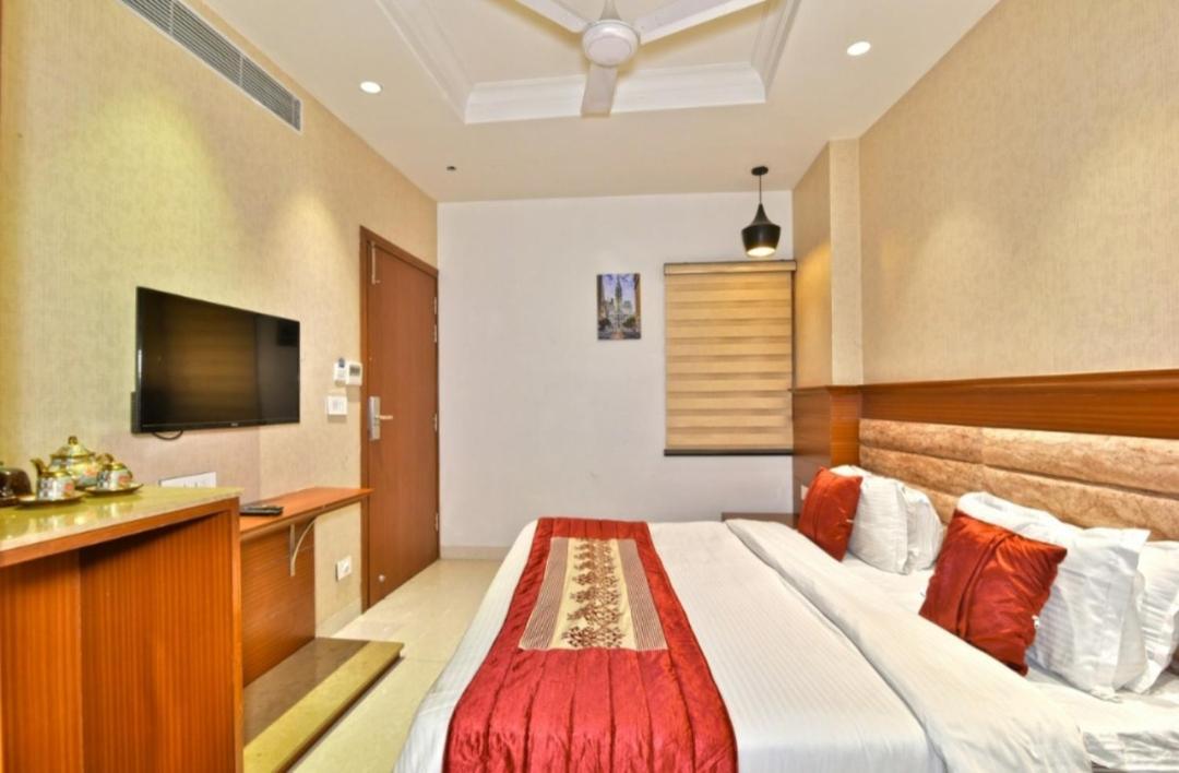Hotel Highland อัมริตสา ภายนอก รูปภาพ